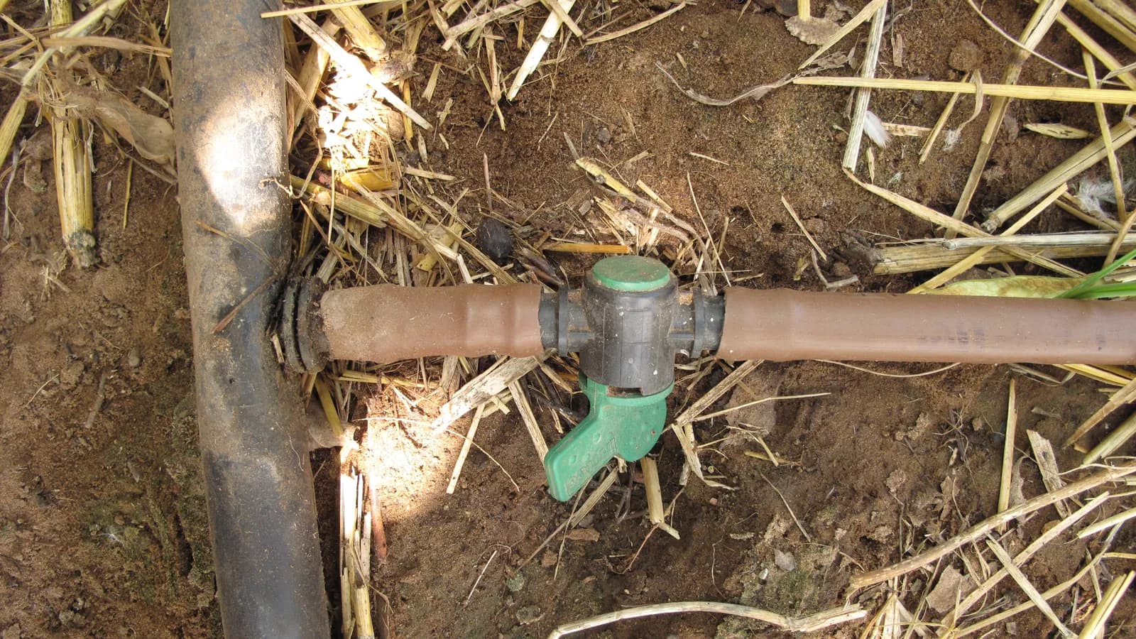 Drip Irrigation Zones for Farms: Divide Blocks Without Starving Crop Rows